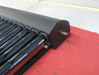  Manifold Pressurized Heat Pipe Solar Water Heater