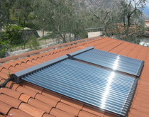 Rooftop Heat Pipe Pressurized Solar Water Heater 